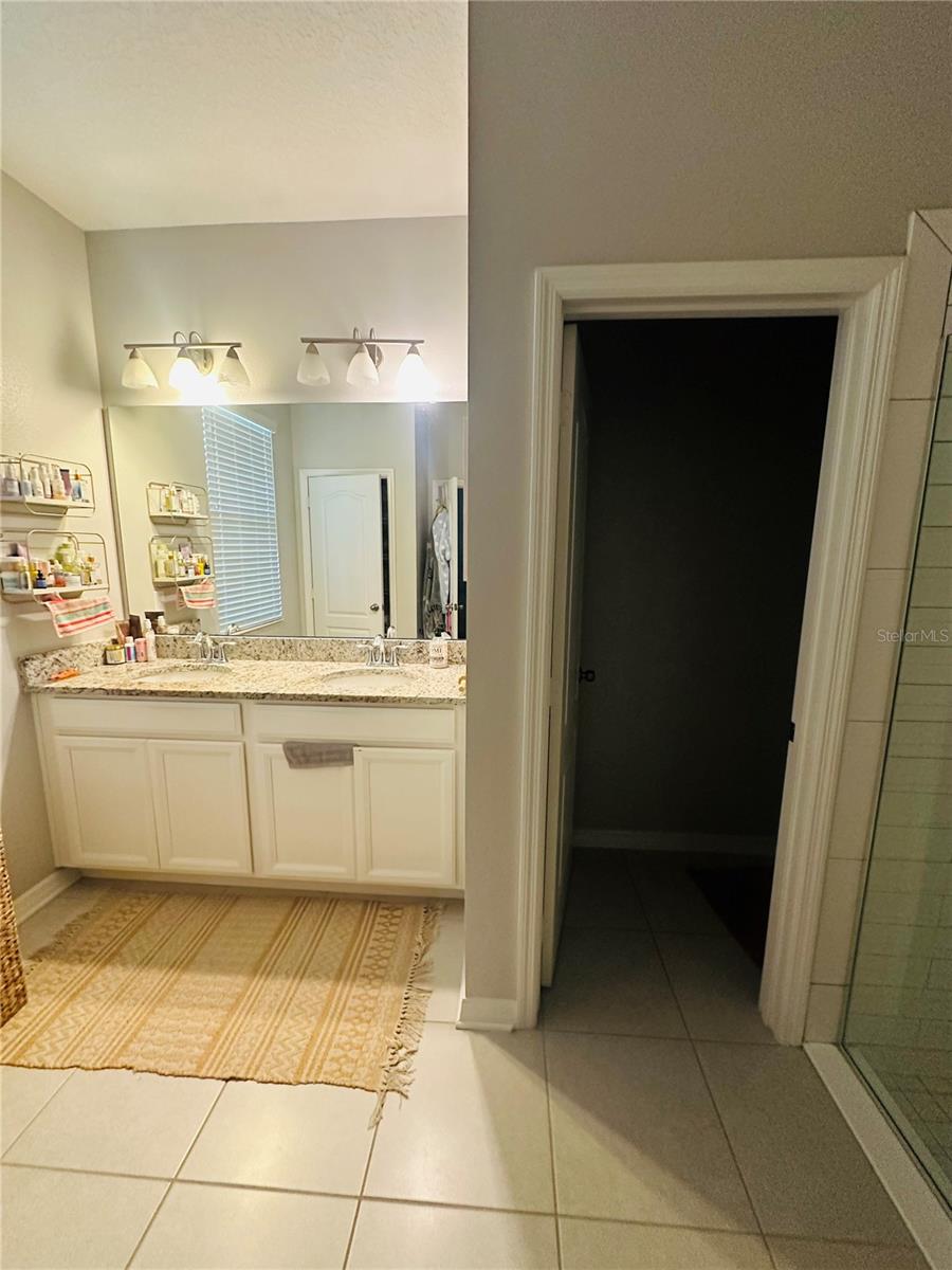 Image 6 of 28 For 1341 Clear Brook Place