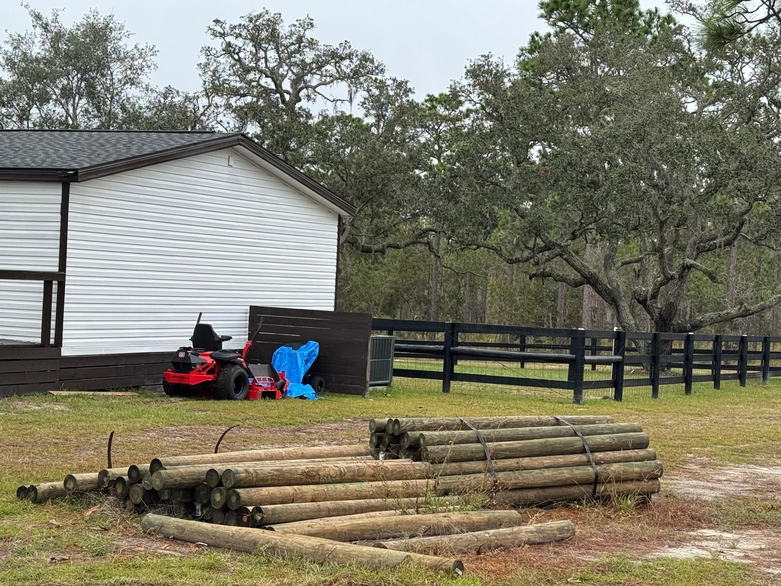 Image 12 of 43 For 12991 77th Street