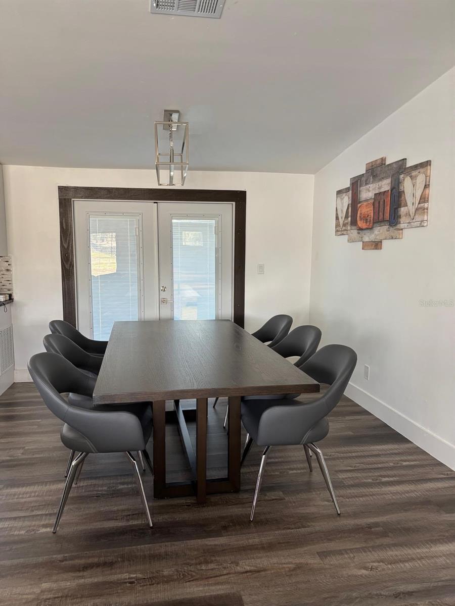 Image 20 of 43 For 12991 77th Street