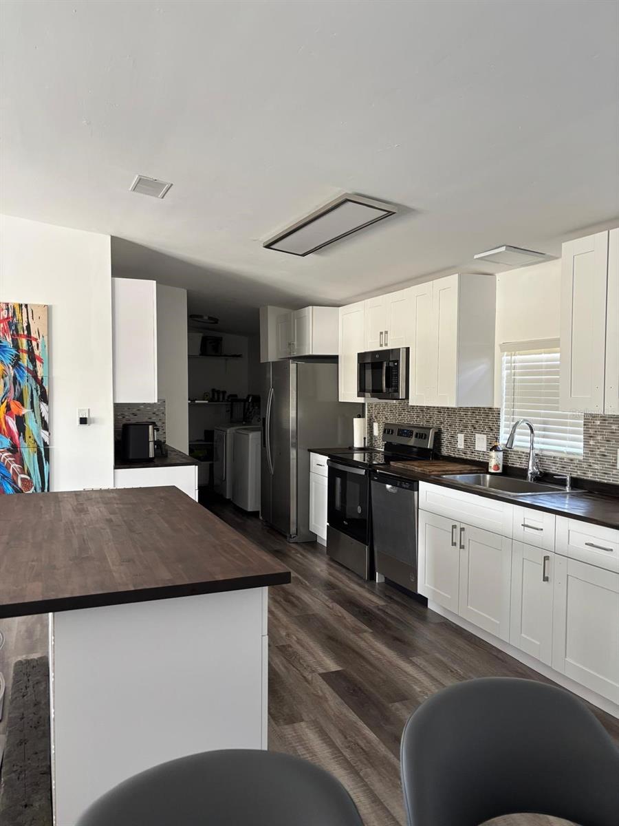 Image 24 of 43 For 12991 77th Street