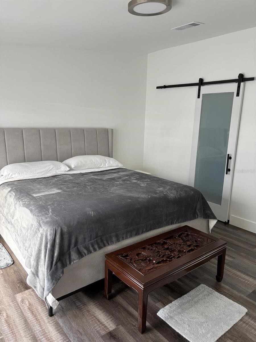 Image 31 of 43 For 12991 77th Street