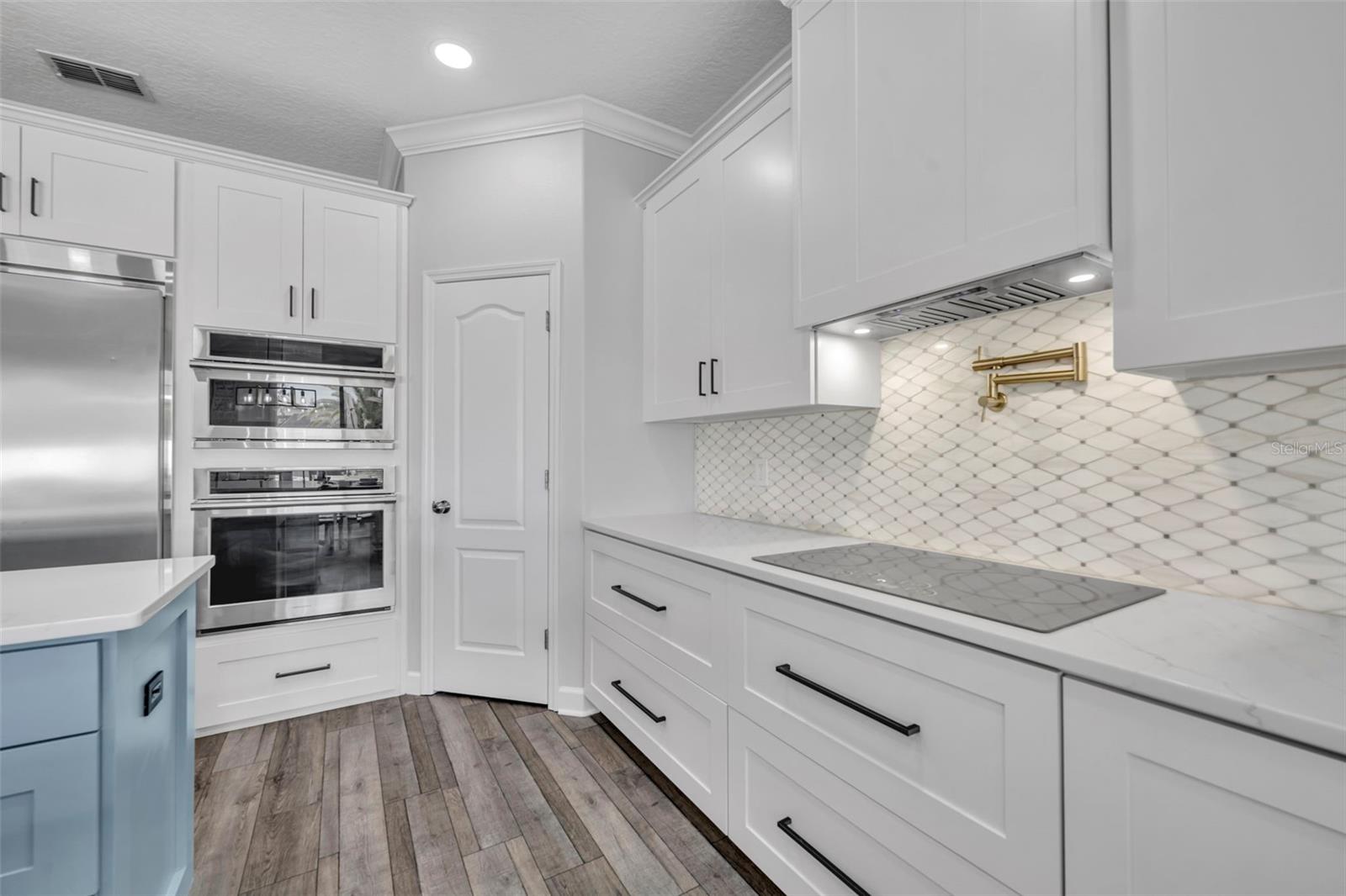 Image 12 of 50 For 10007 Ians Ridge Road