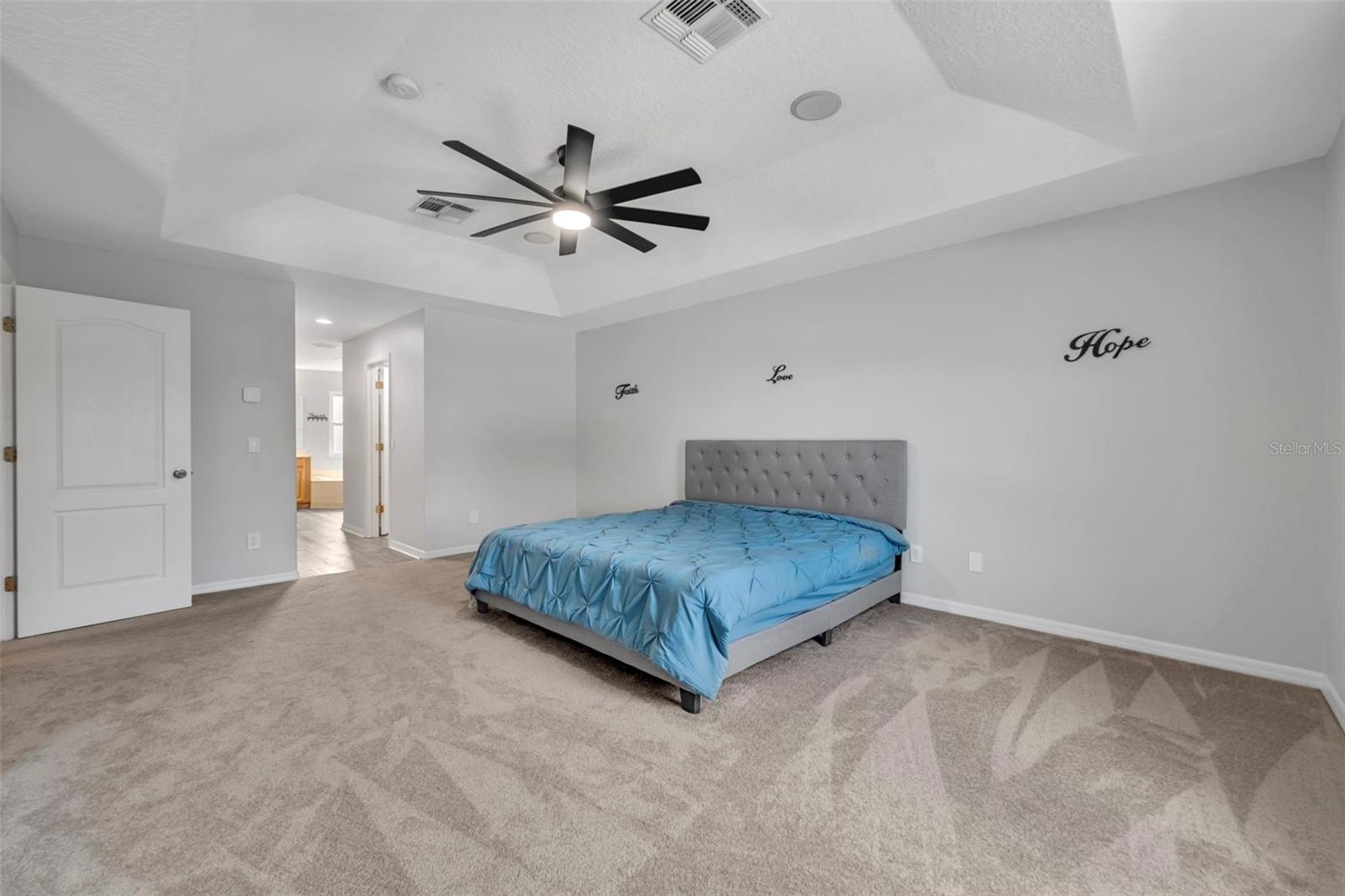 Image 21 of 50 For 10007 Ians Ridge Road