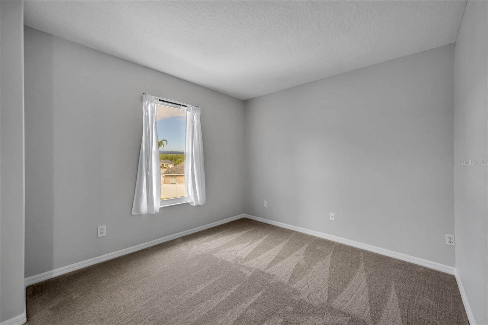 Image 23 of 50 For 10007 Ians Ridge Road