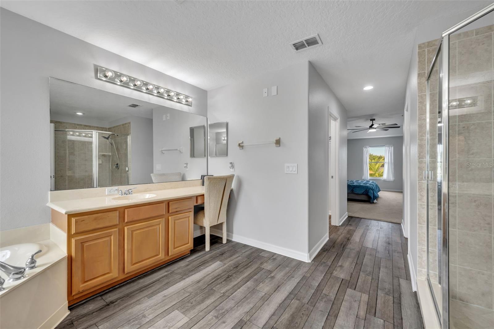 Image 27 of 50 For 10007 Ians Ridge Road