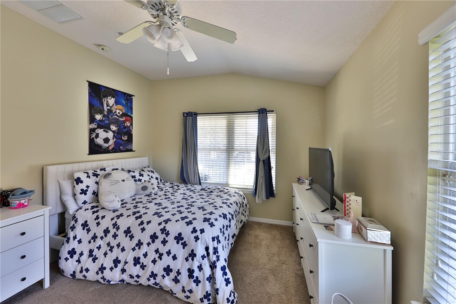 Image 7 of 10 For 737 Ashworth Overlook Drive C