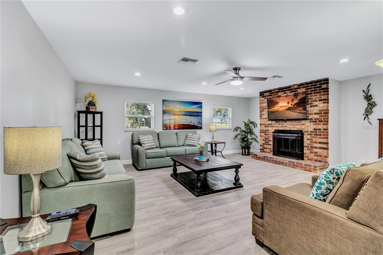 Image 14 of 28 For 1923 Mabbette Street