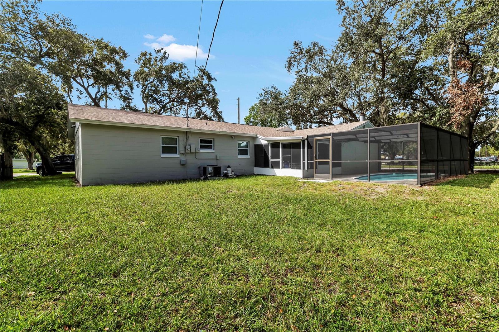 Image 5 of 28 For 1923 Mabbette Street