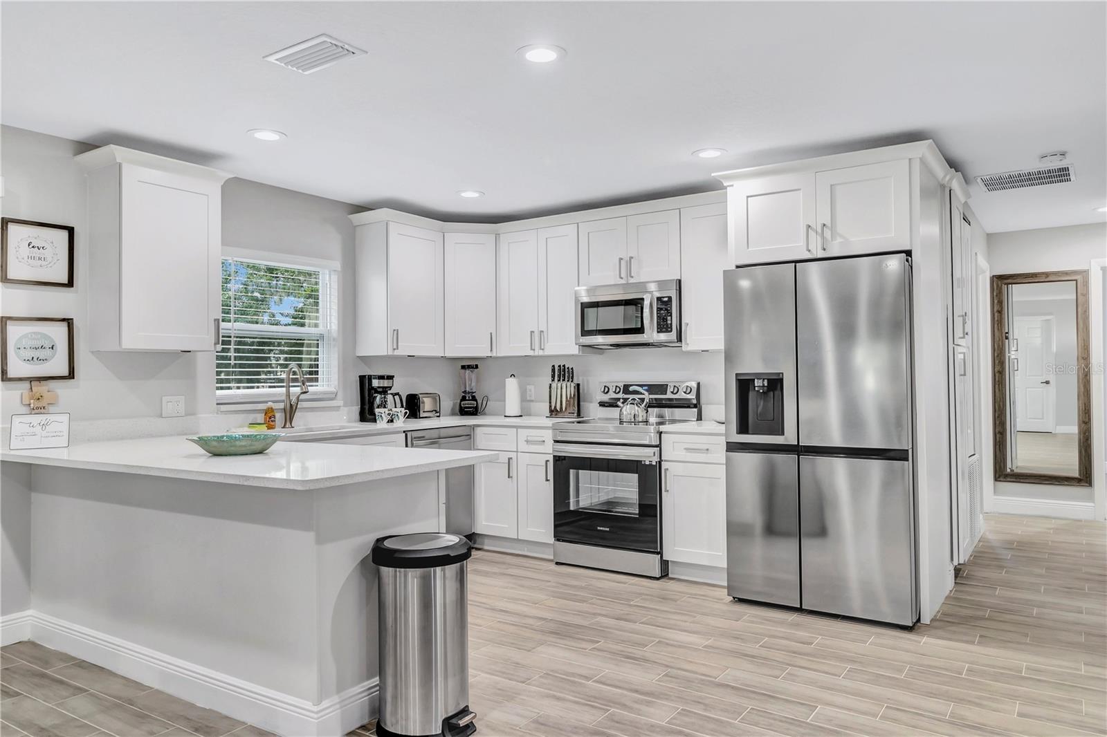 Image 7 of 28 For 1923 Mabbette Street