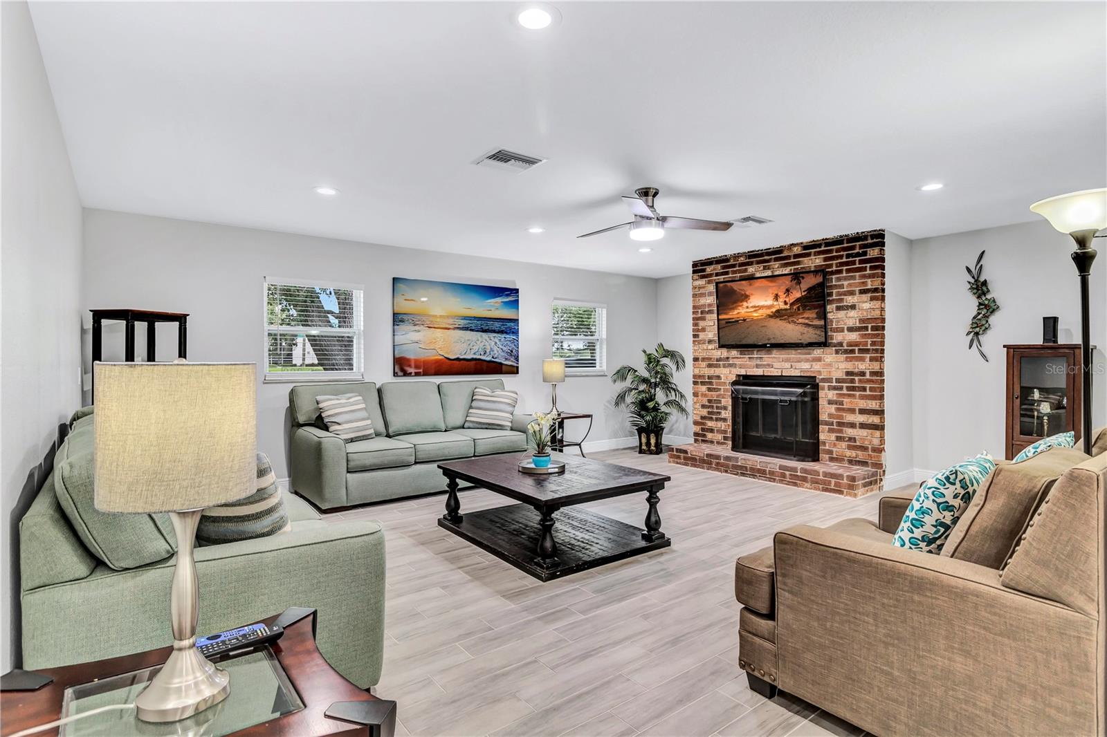 Image 9 of 28 For 1923 Mabbette Street