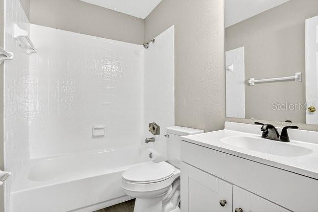 Image 19 of 31 For 6266 Yorktown Drive 179