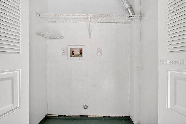 Image 20 of 31 For 6266 Yorktown Drive 179