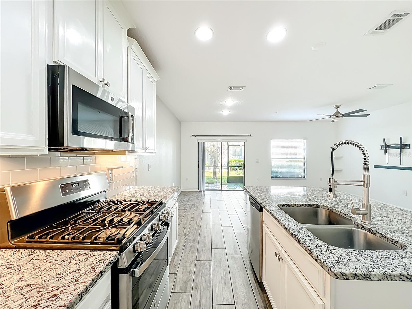 Image 11 of 40 For 328 Rustic Loop