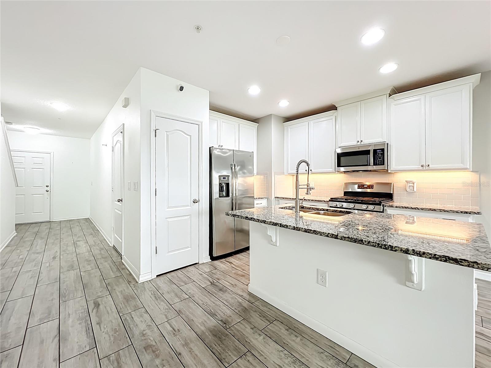 Image 15 of 40 For 328 Rustic Loop