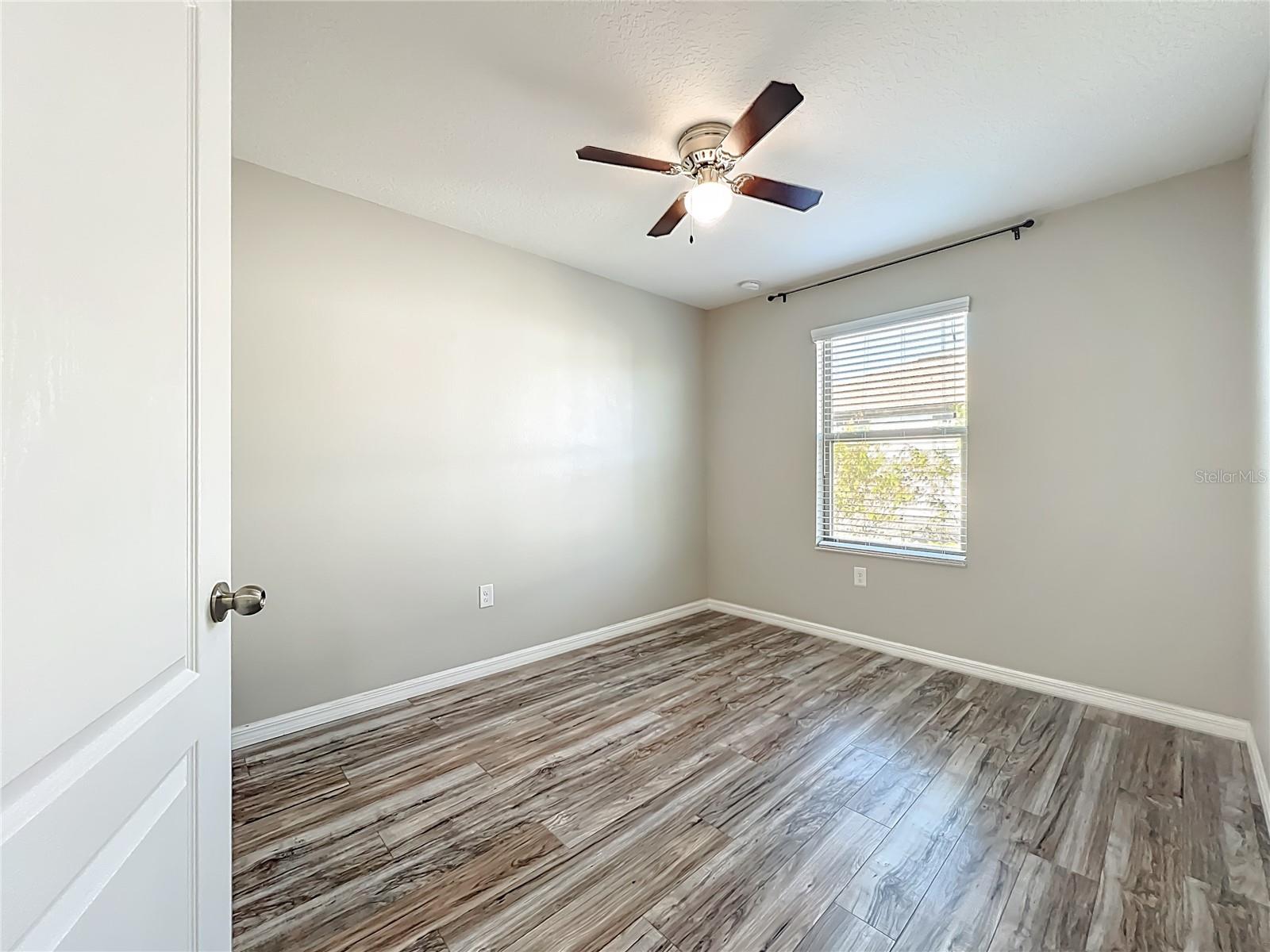 Image 25 of 40 For 328 Rustic Loop