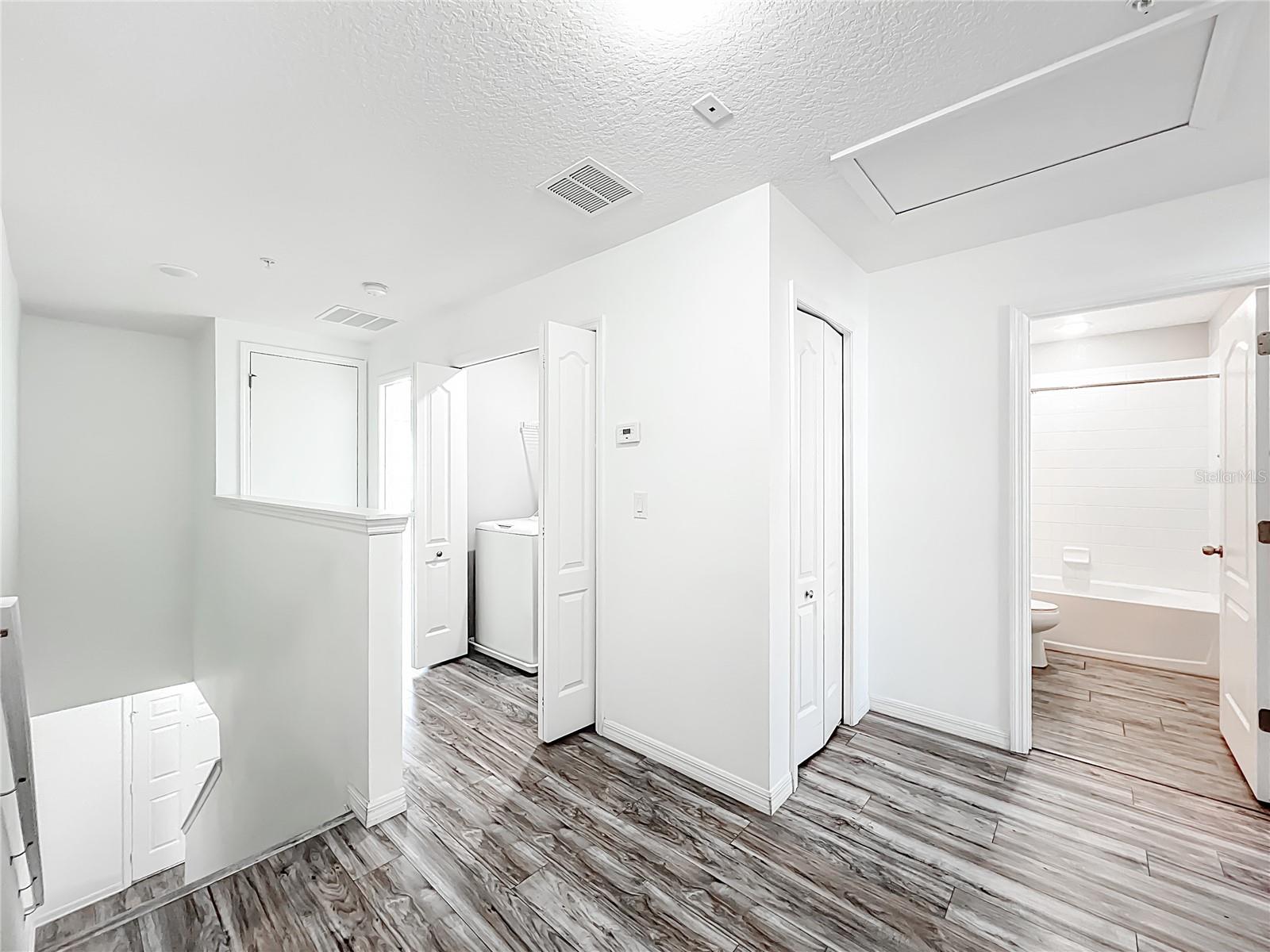 Image 33 of 40 For 328 Rustic Loop