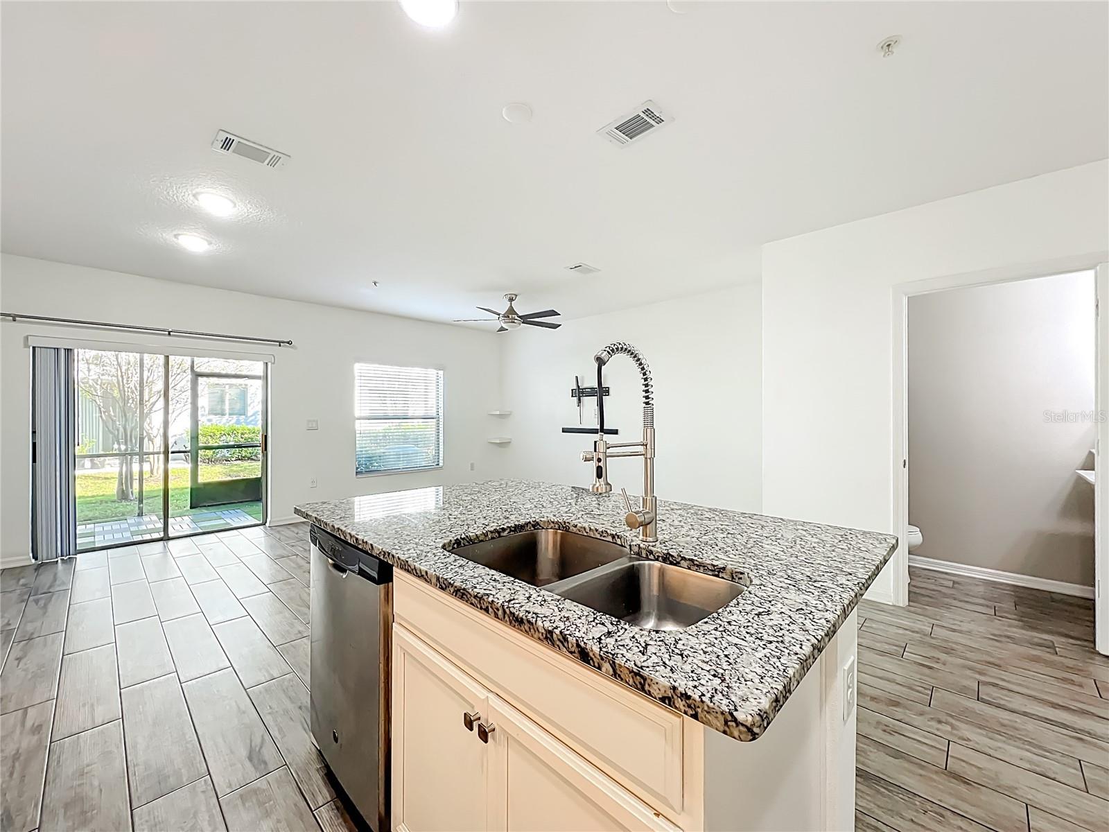 Image 9 of 40 For 328 Rustic Loop