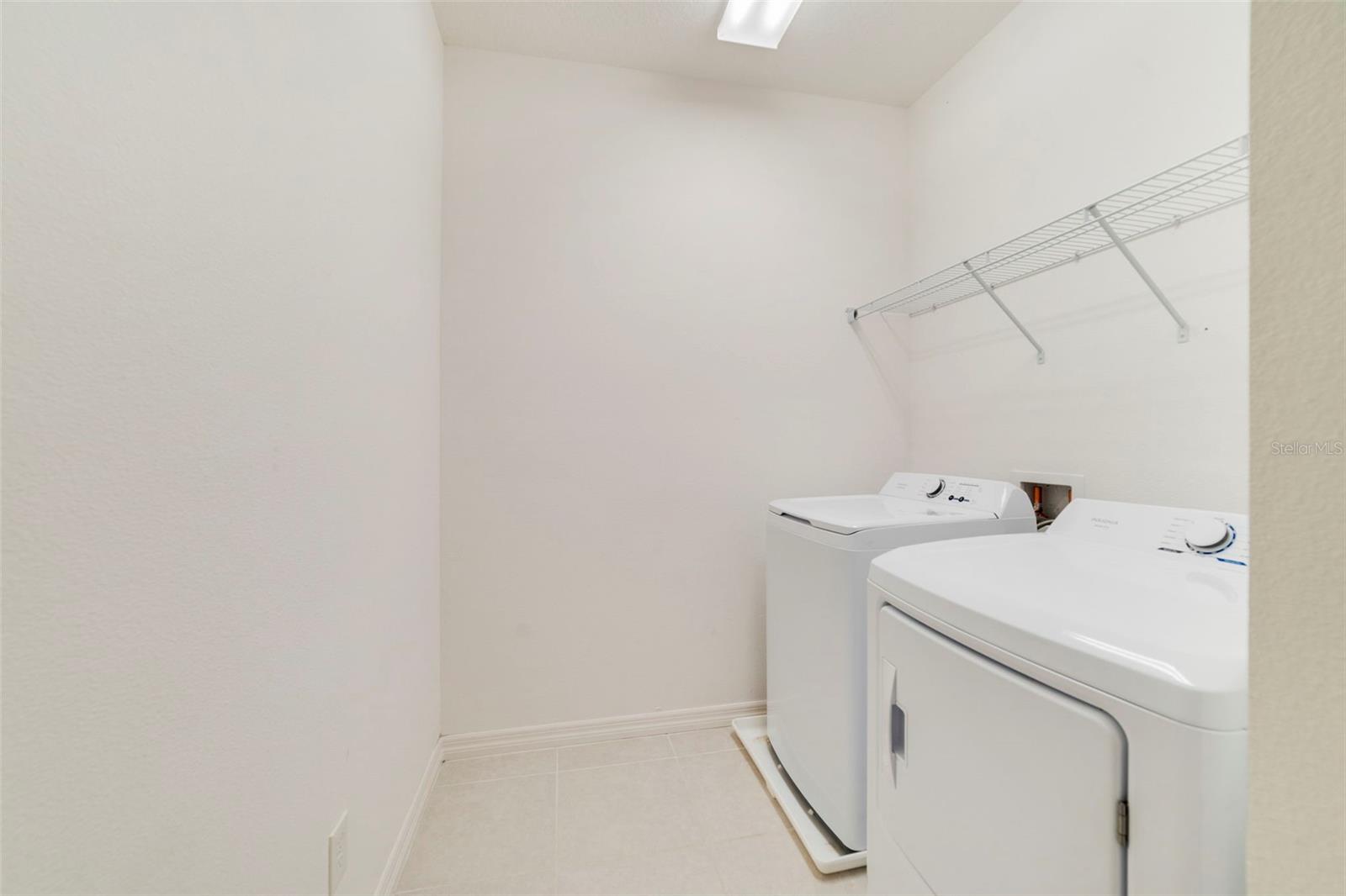 Image 16 of 26 For 1225 Countrymen Court