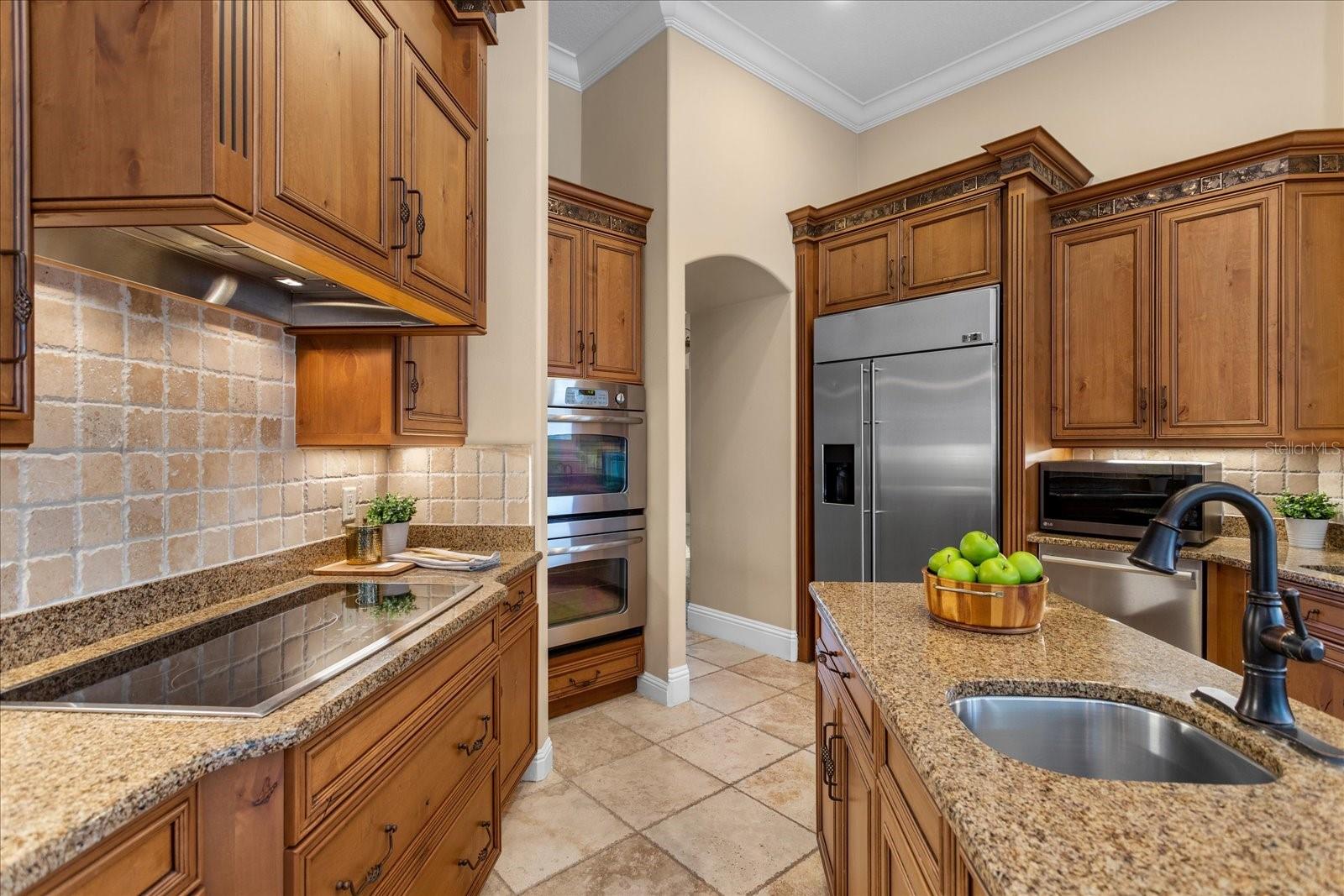 Image 11 of 66 For 401 Kentucky Blue Circle