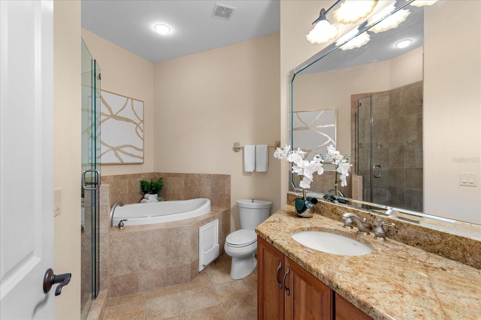 Image 34 of 66 For 401 Kentucky Blue Circle