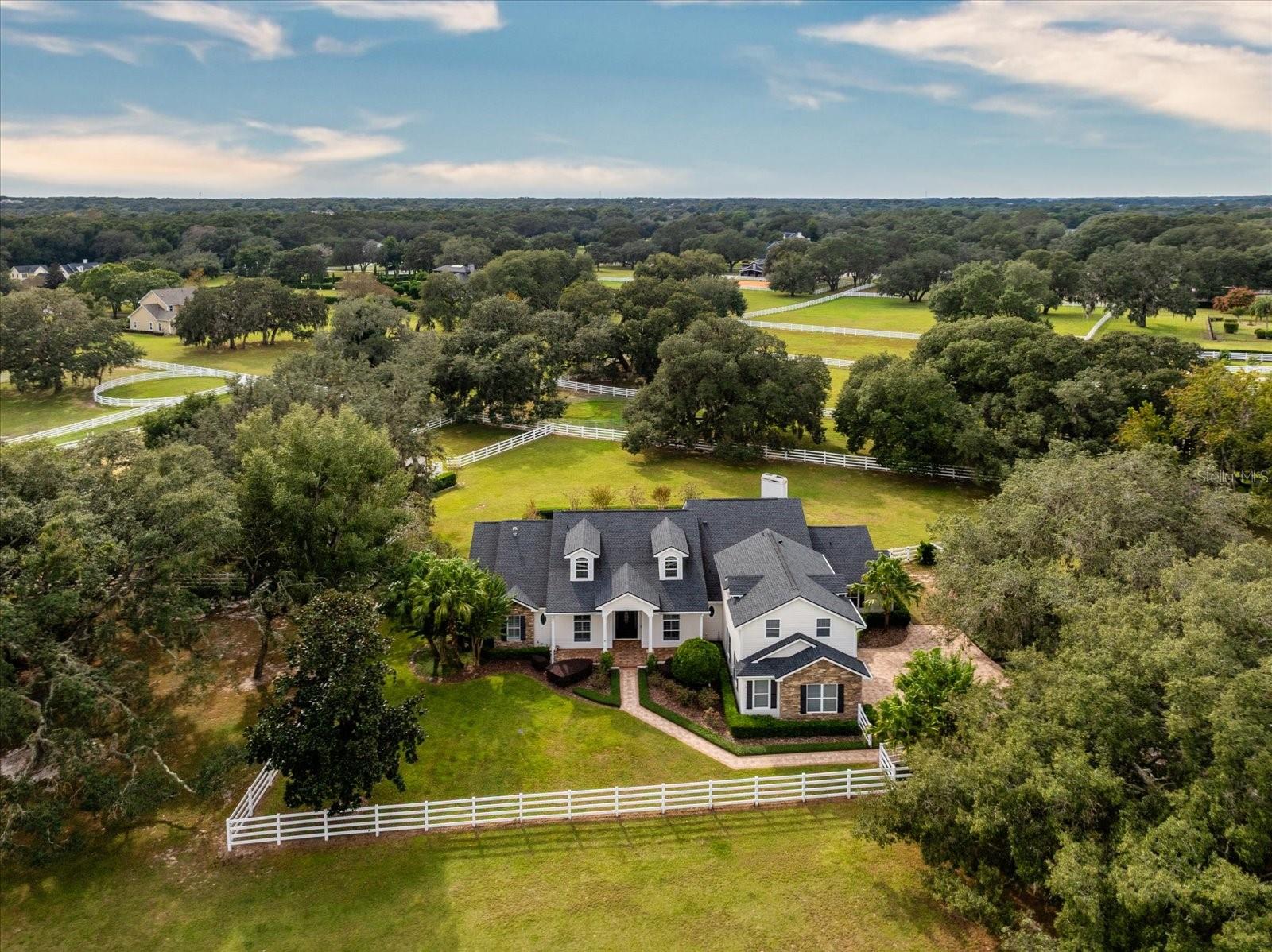 Image 54 of 66 For 401 Kentucky Blue Circle