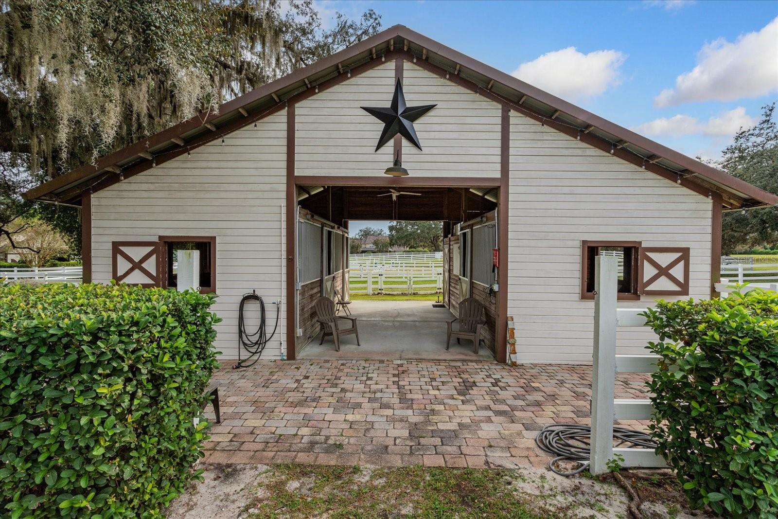 Image 58 of 66 For 401 Kentucky Blue Circle