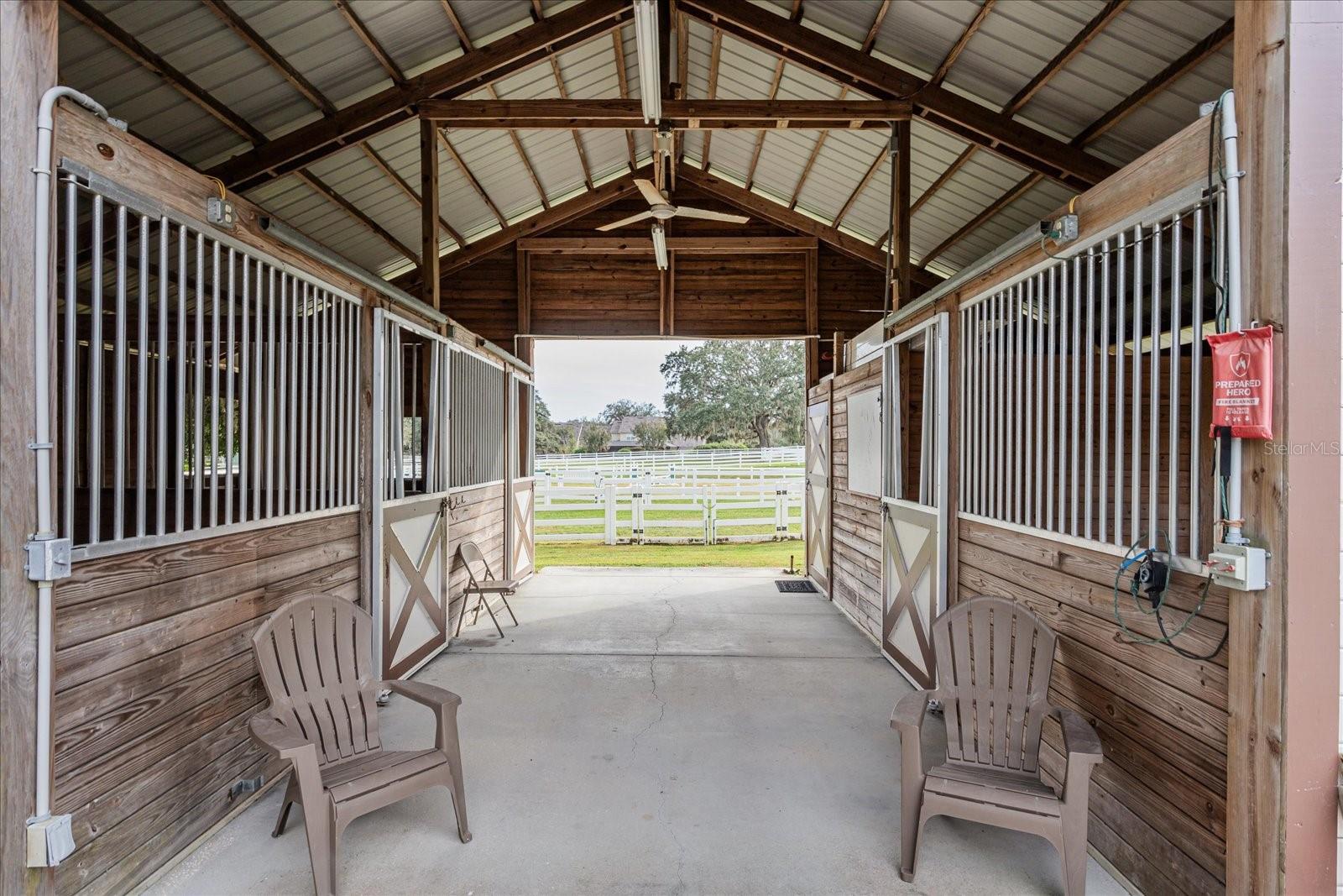 Image 59 of 66 For 401 Kentucky Blue Circle