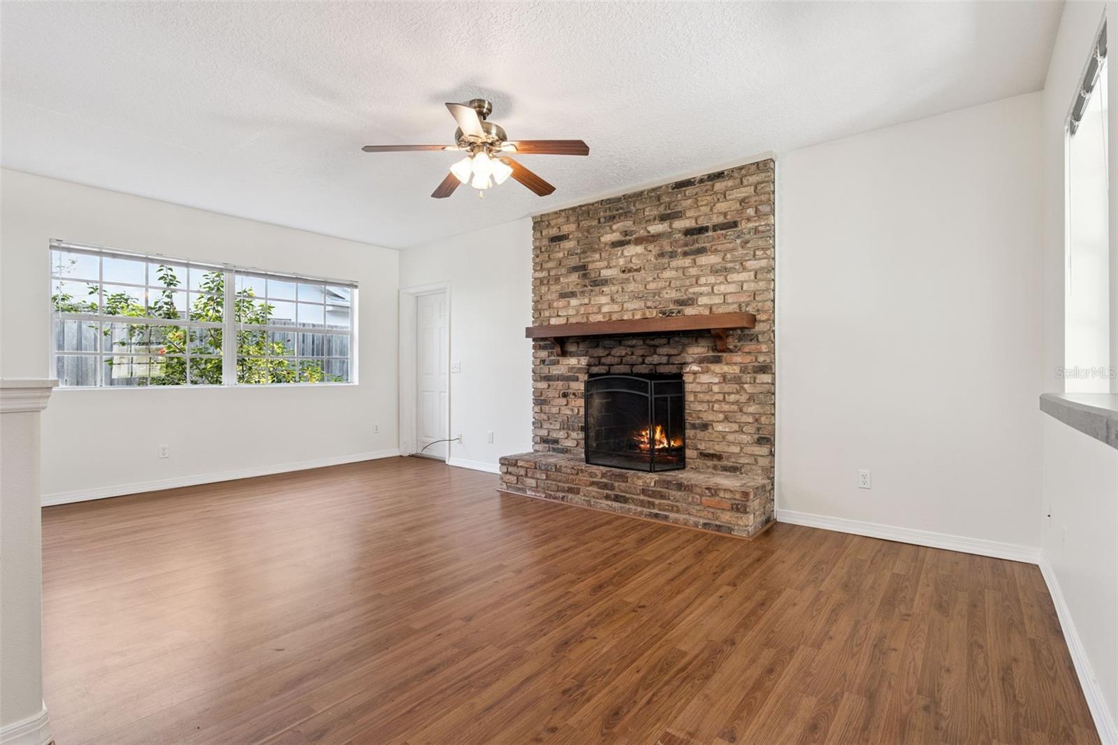 Image 10 of 36 For 2167 Mohawk Trail