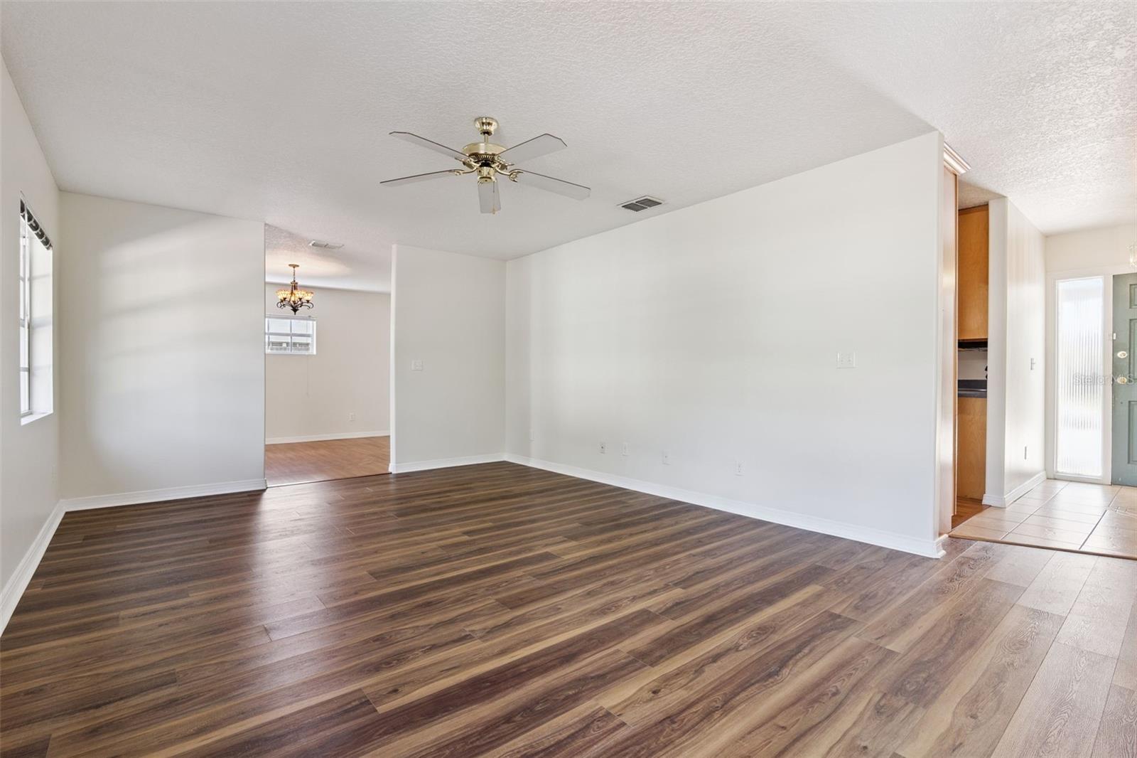 Image 17 of 36 For 2167 Mohawk Trail