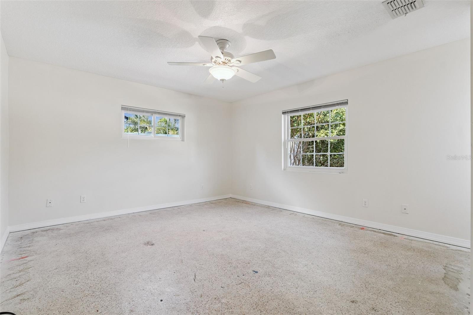 Image 19 of 36 For 2167 Mohawk Trail