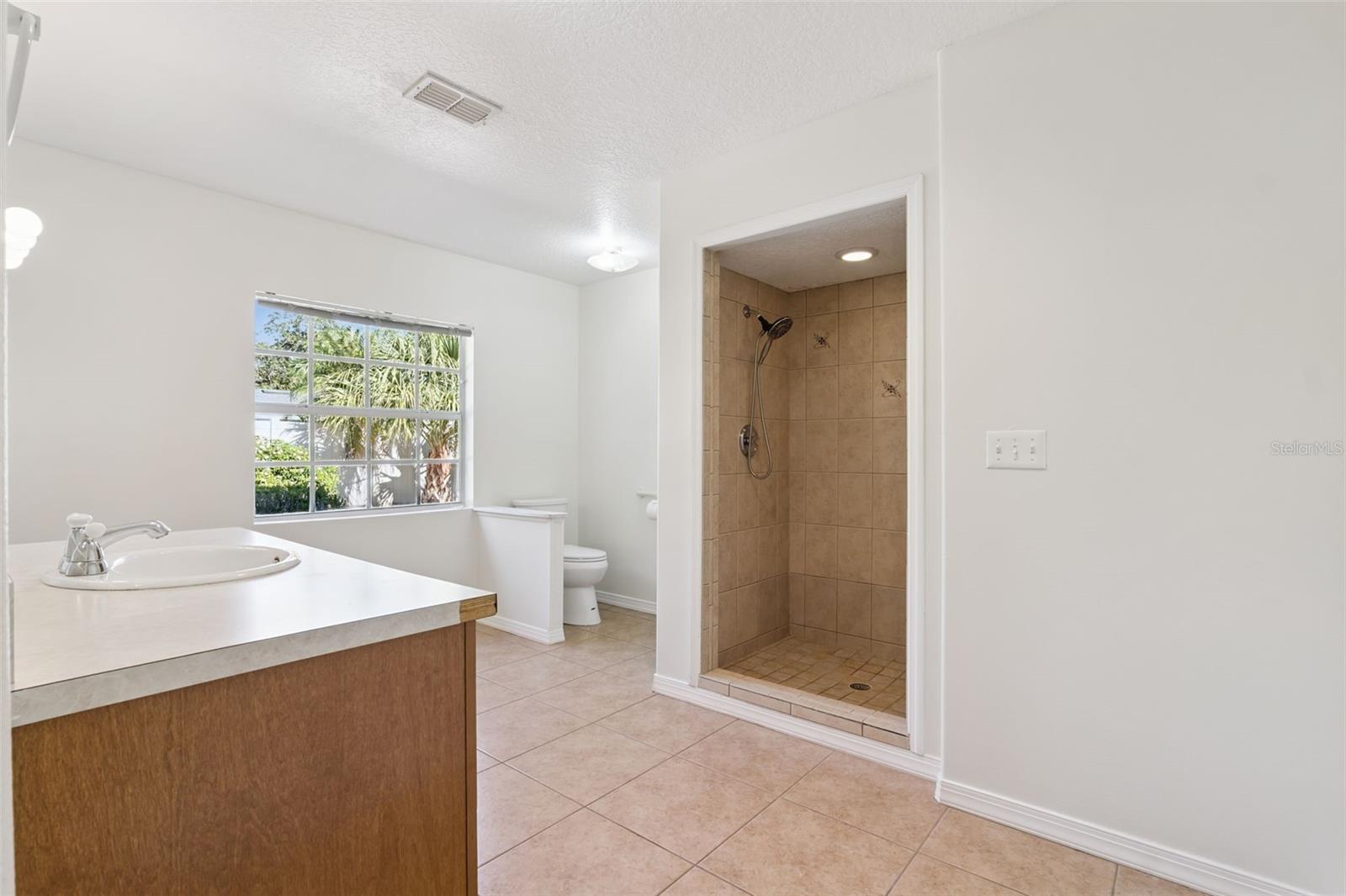 Image 24 of 36 For 2167 Mohawk Trail