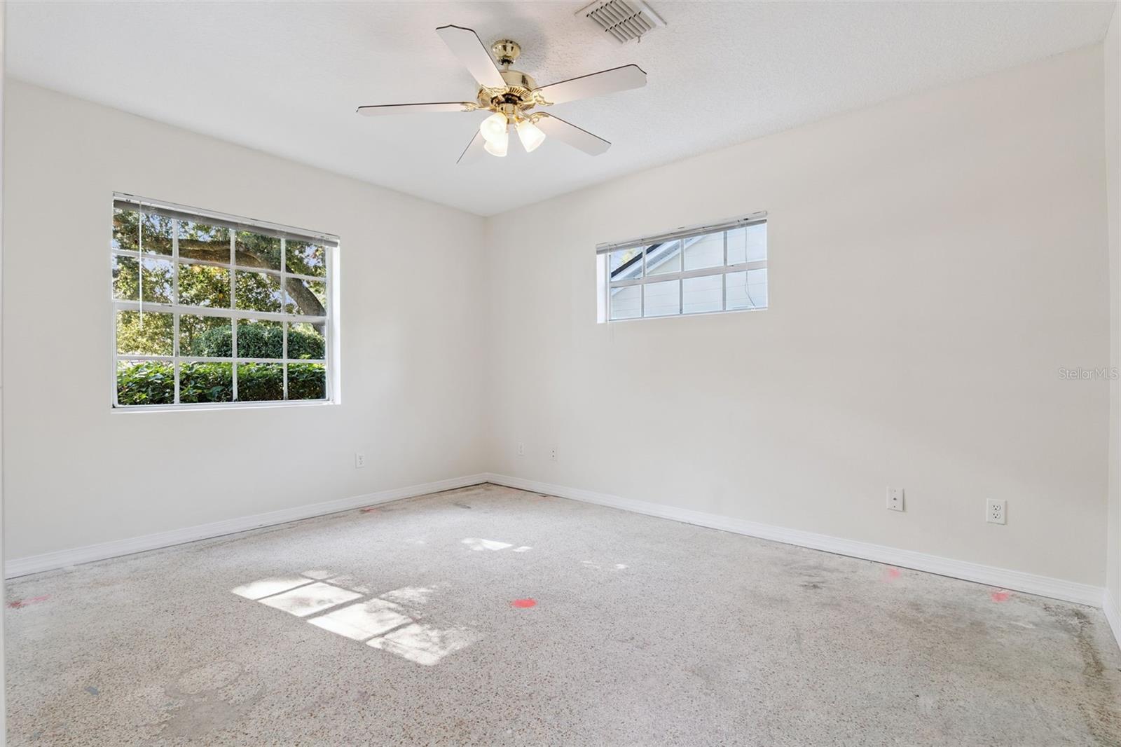 Image 25 of 36 For 2167 Mohawk Trail