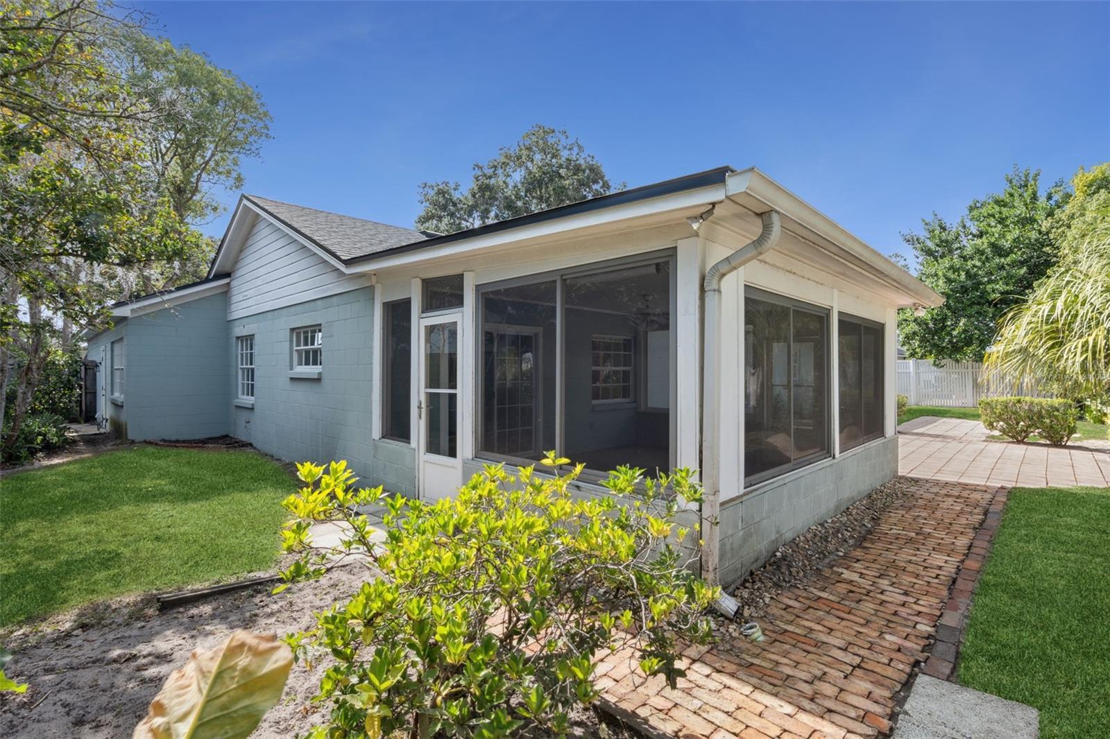 Image 37 of 43 For 2167 Mohawk Trail