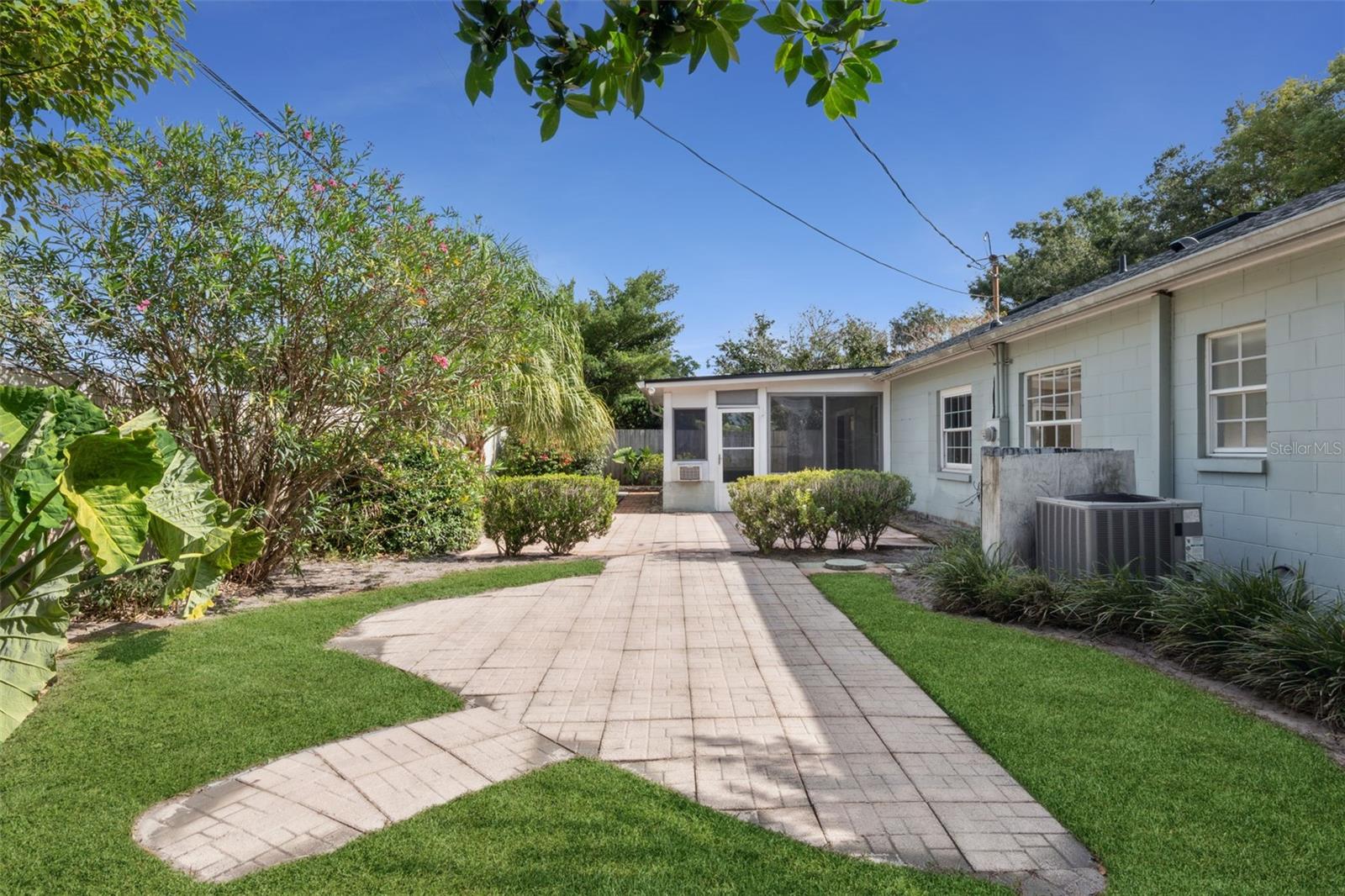 Image 41 of 43 For 2167 Mohawk Trail