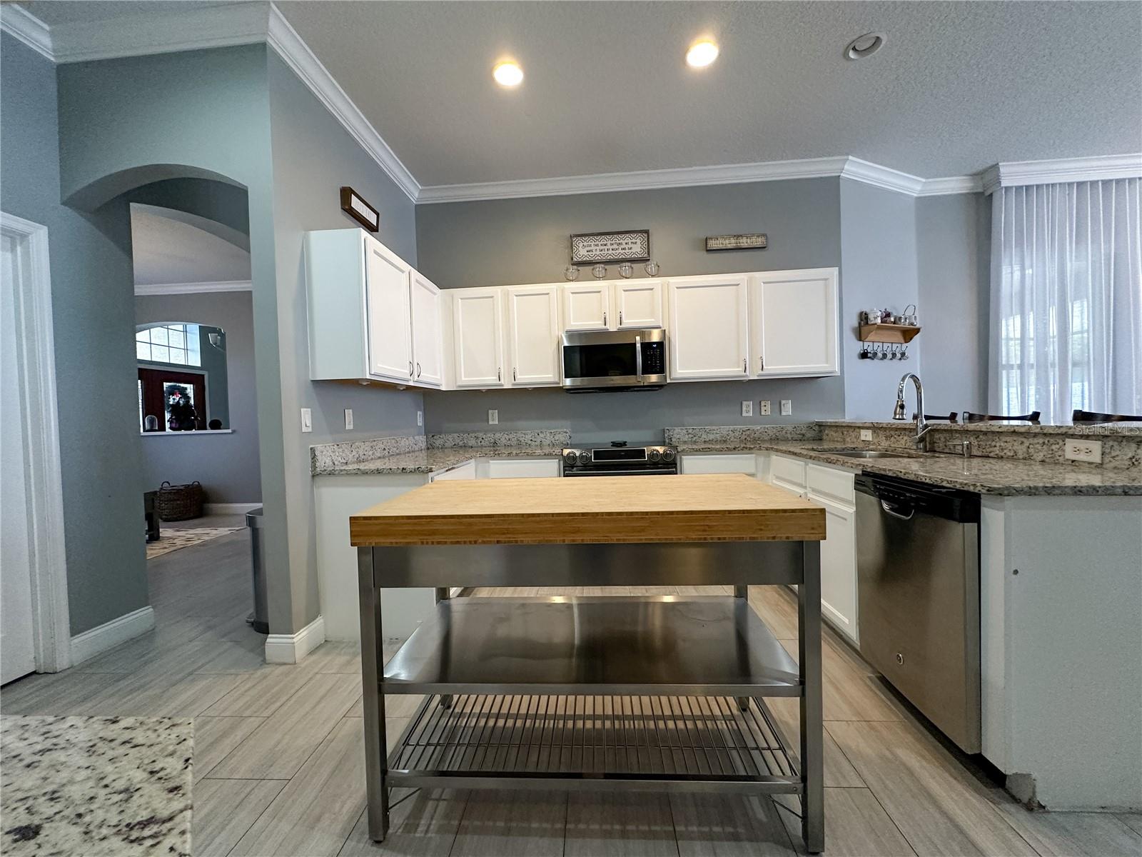 Image 10 of 33 For 14037 Eylewood Drive