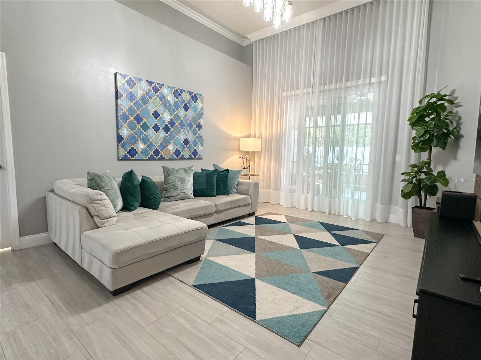 Image 4 of 33 For 14037 Eylewood Drive