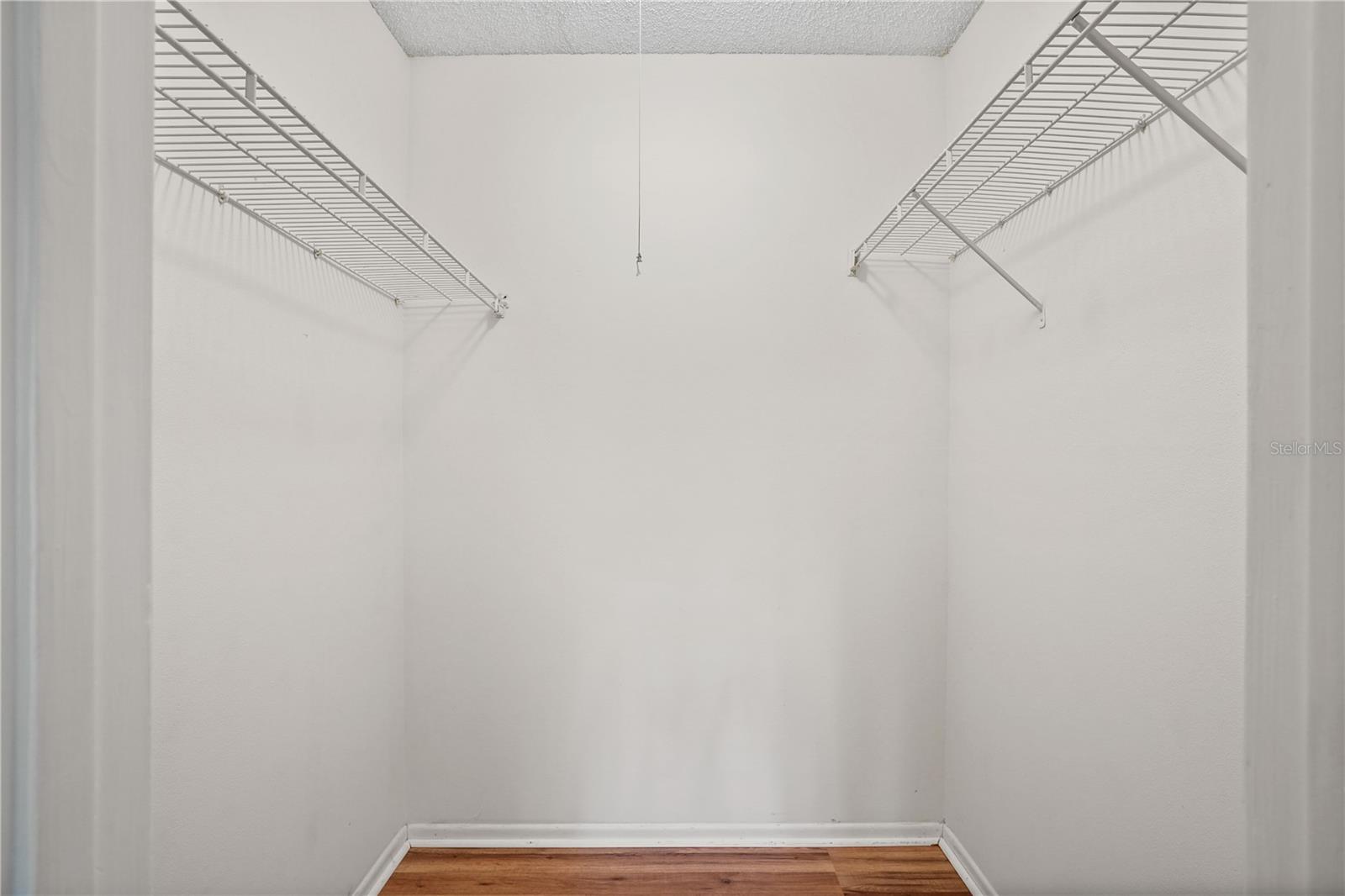 Image 20 of 37 For 5468 Michigan Street 4