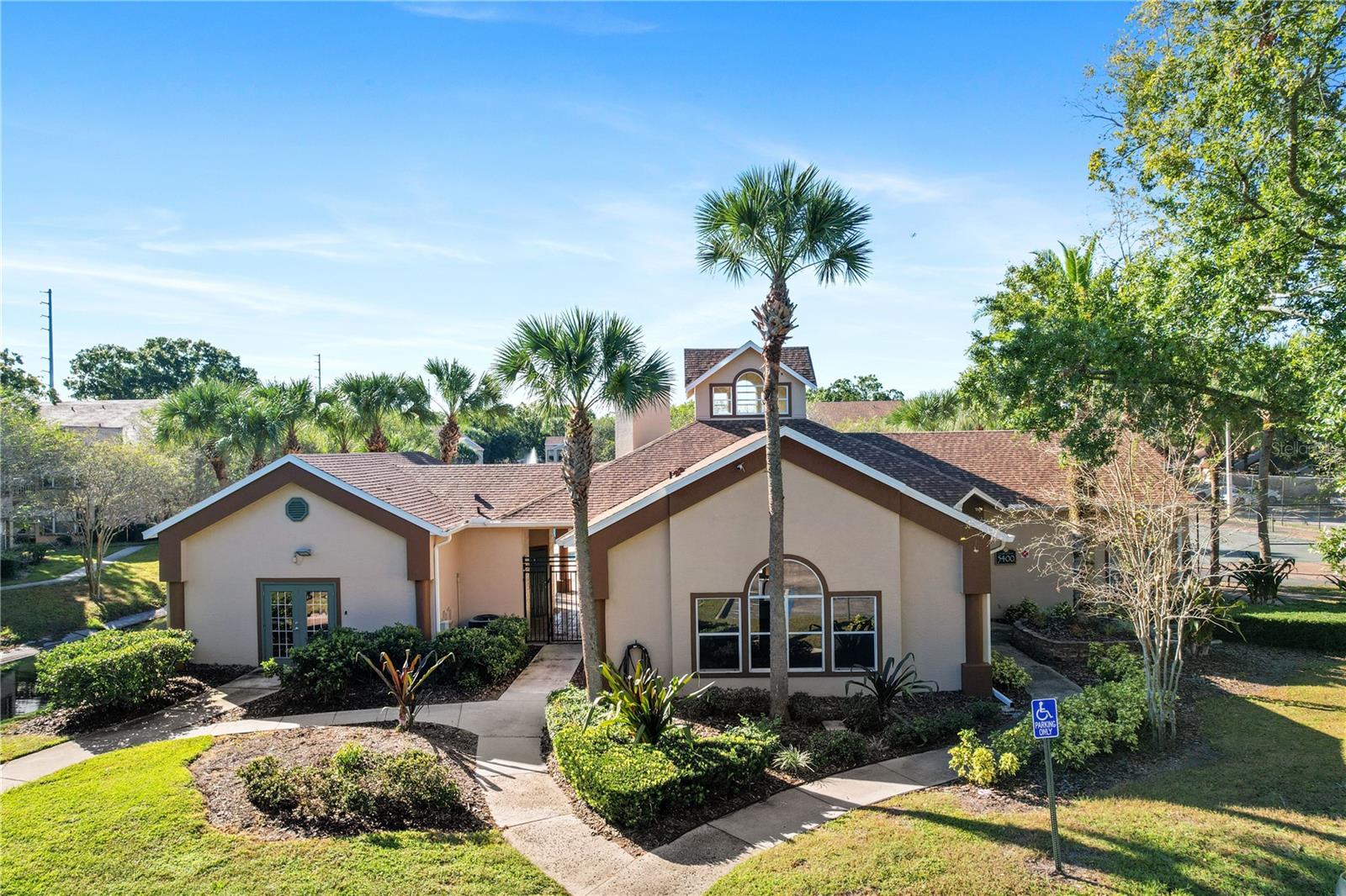 Image 30 of 37 For 5468 Michigan Street 4