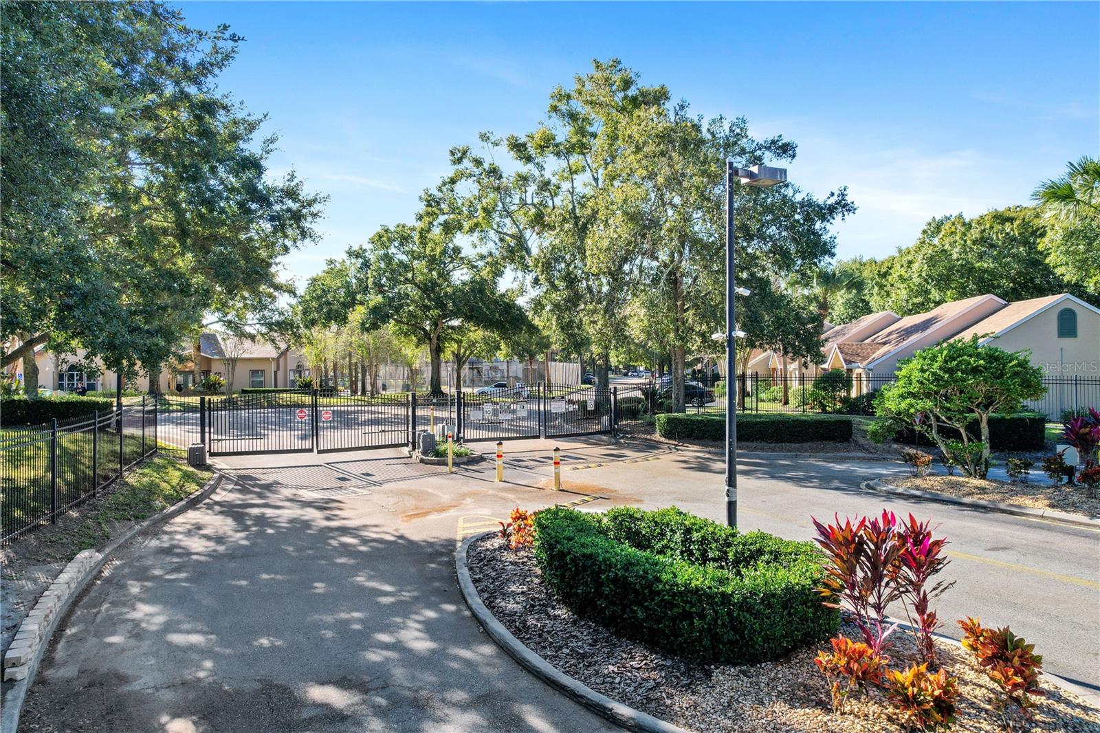 Image 35 of 37 For 5468 Michigan Street 4