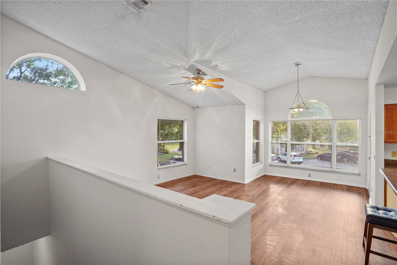 Image 6 of 37 For 5468 Michigan Street 4