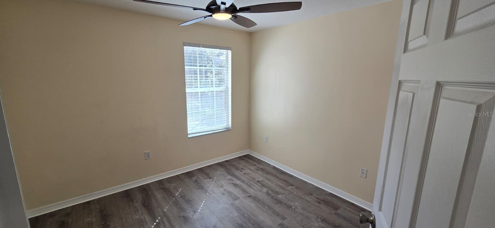 Image 19 of 25 For 10636 Regent Square Drive