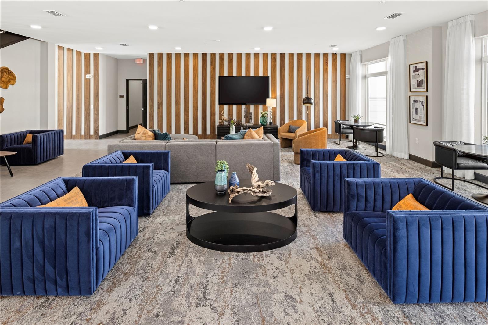 Image 23 of 30 For 5256 International Drive A2