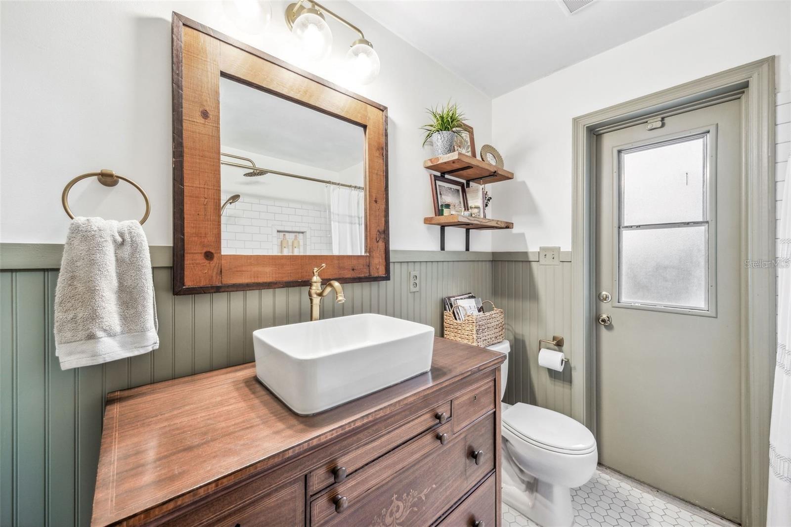 Image 21 of 27 For 8619 Veridian Drive