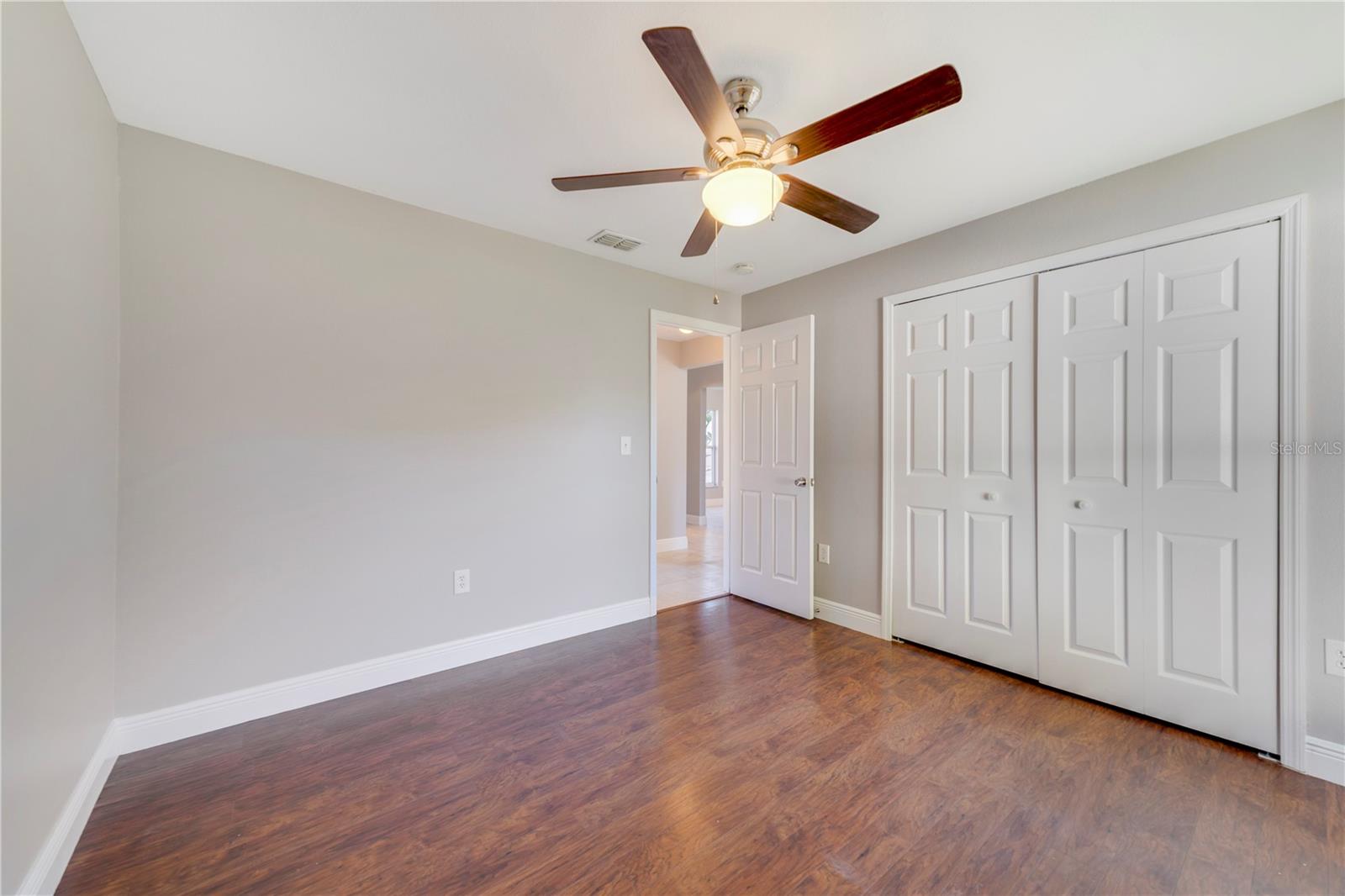 Image 17 of 25 For 324 Oakpark Loop