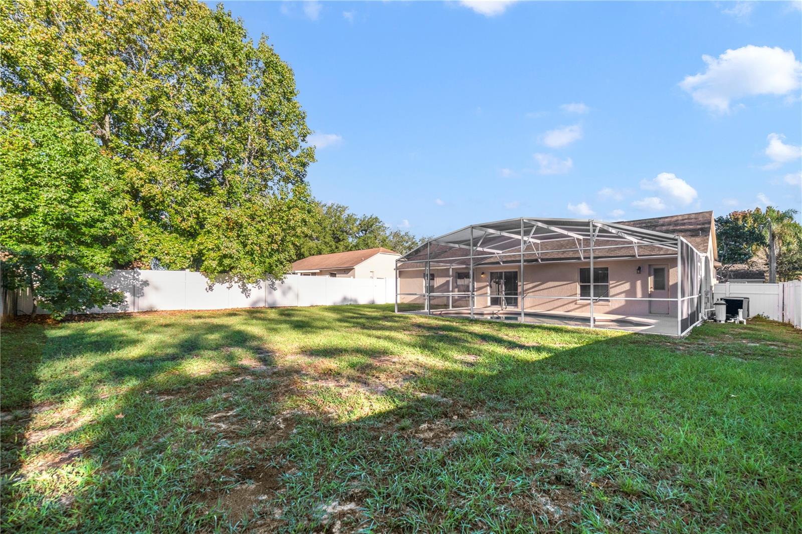 Image 24 of 25 For 324 Oakpark Loop