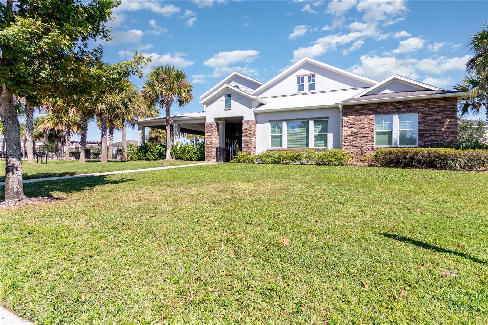 Listing photo id 21 for 4719 Northlawn Way