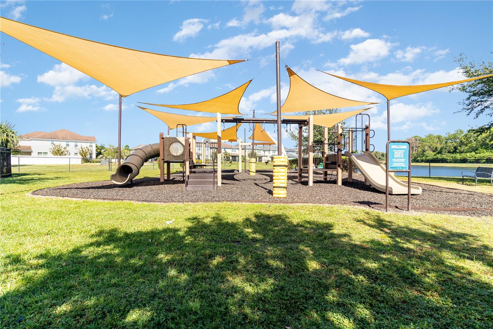 Listing photo id 22 for 4719 Northlawn Way