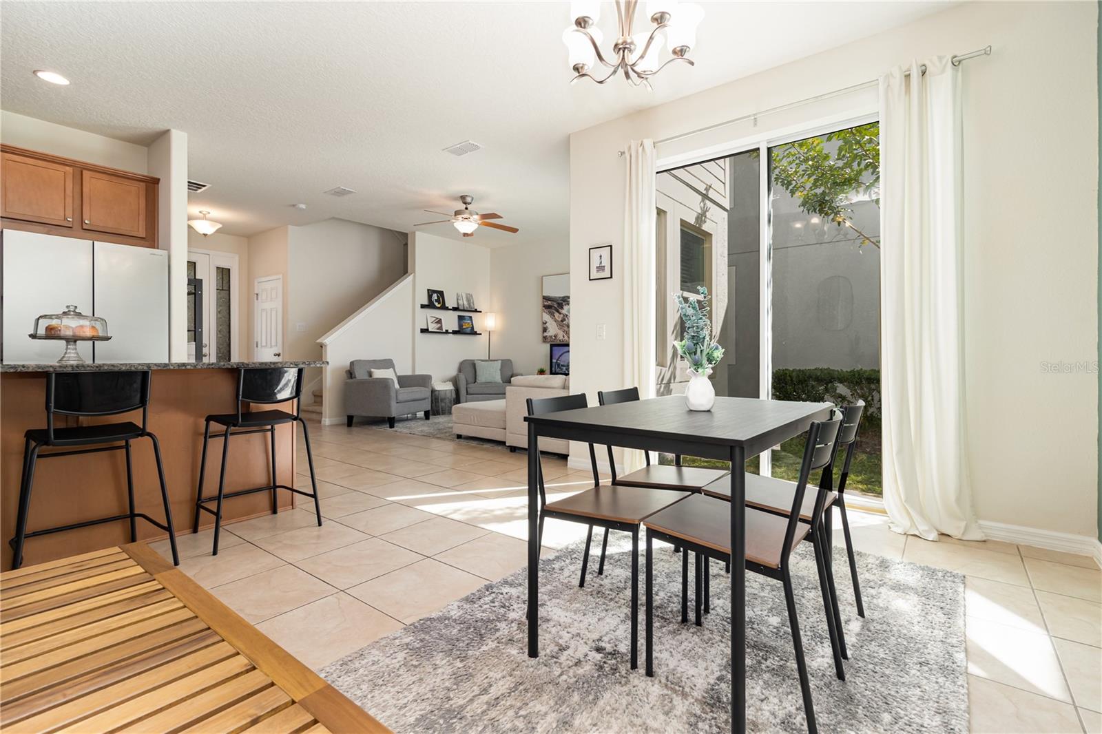 Listing photo id 2 for 4719 Northlawn Way