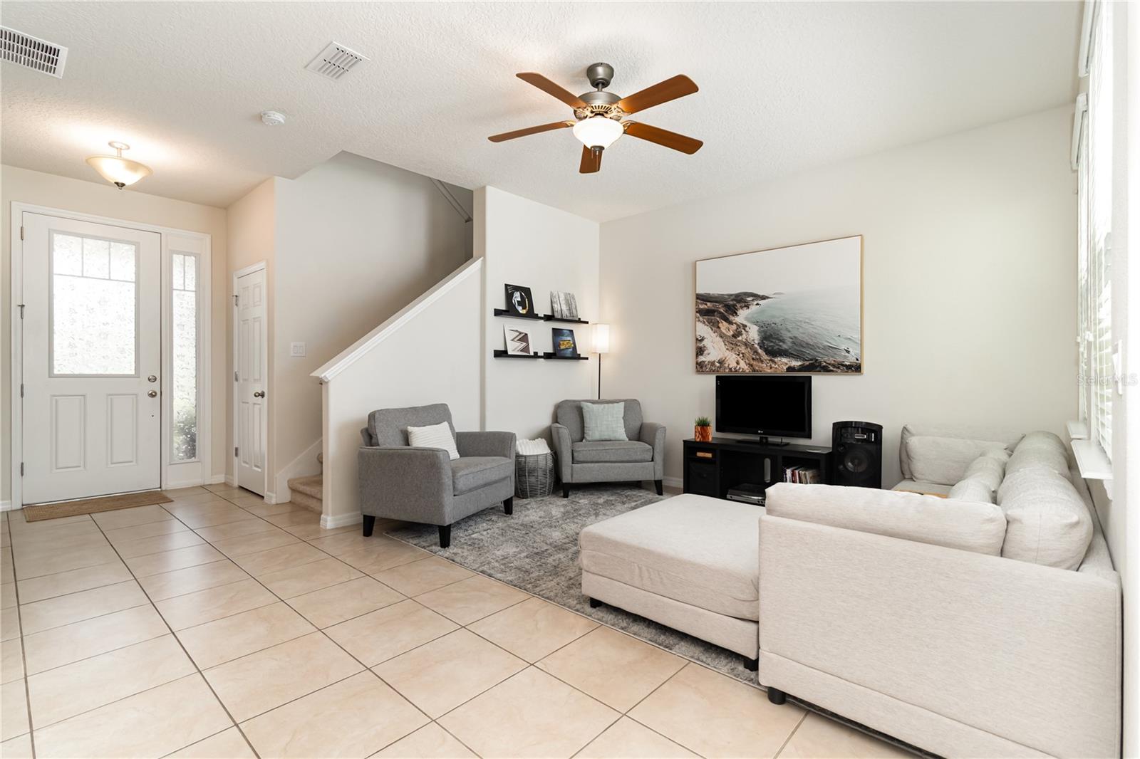 Listing photo id 7 for 4719 Northlawn Way