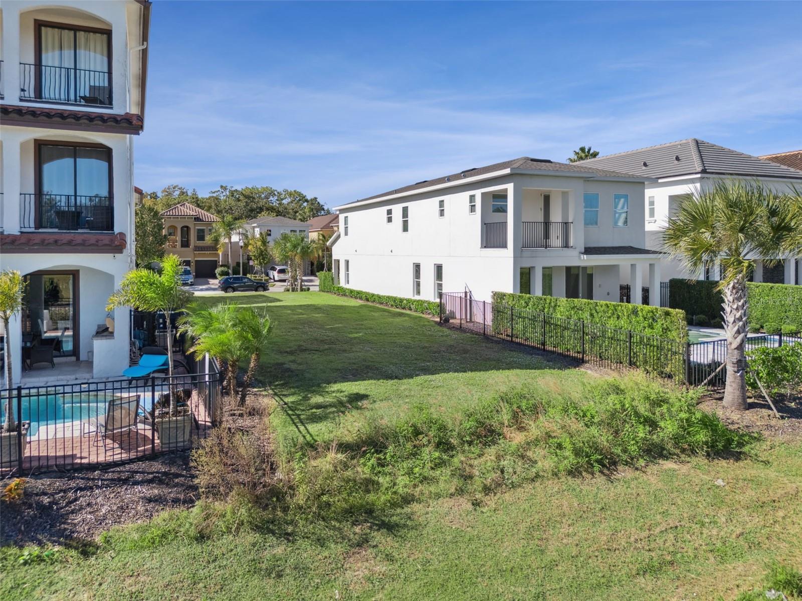 Image 4 of 32 For 861 Desert Mountain Court